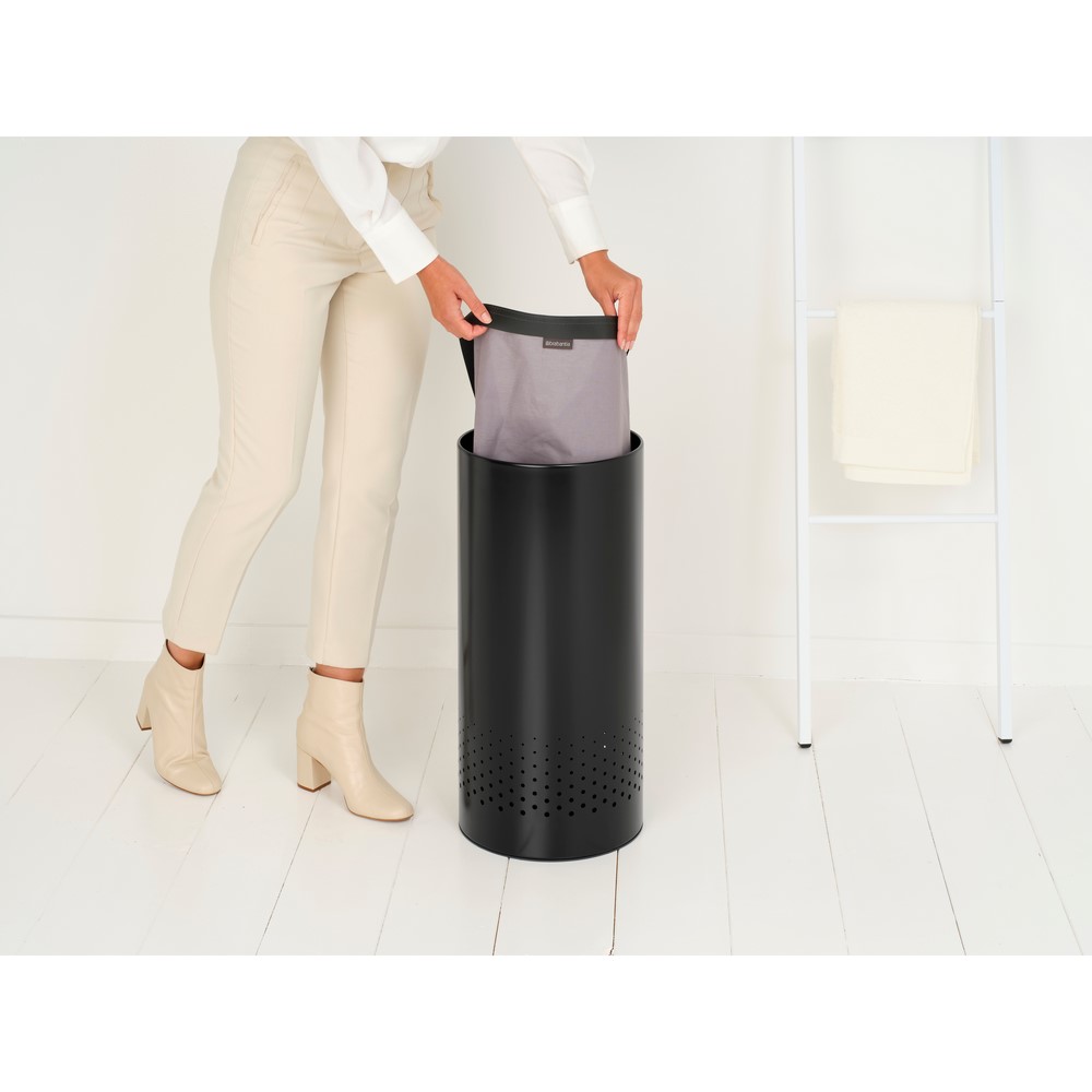 Кош за пране Brabantia 35L, Matt Black, пластмасов капак